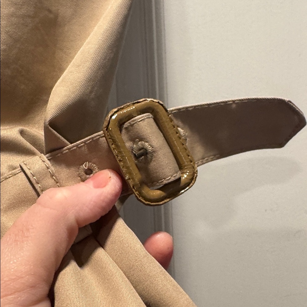 Banana Republic trench coat - Picture 5 of 7